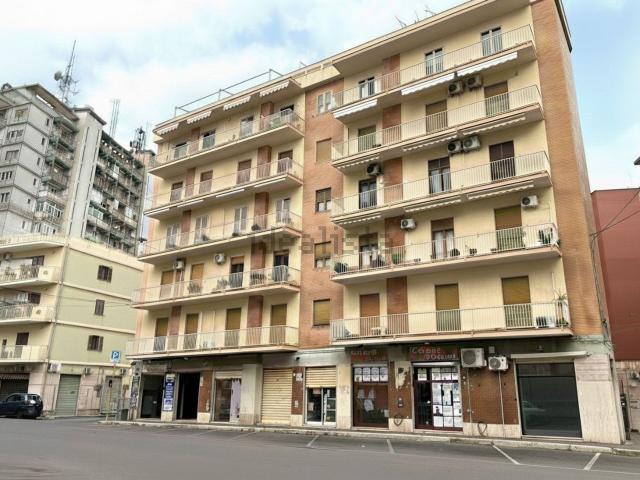 Appartamento in vendita di 165 m² in Viale Polibio