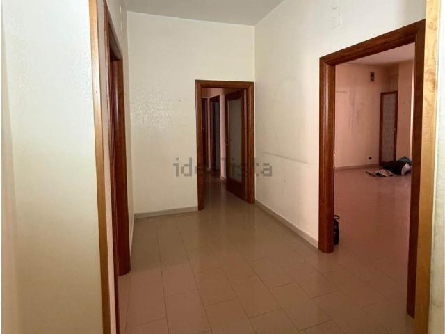 Appartamento in vendita di 165 m² in Corso Giuseppe Di Vittorio, 147