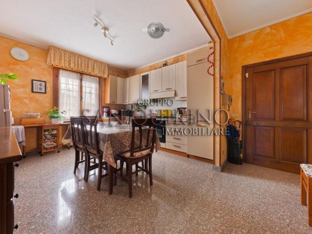 Appartamento in vendita di 166 m² in Via Claudia