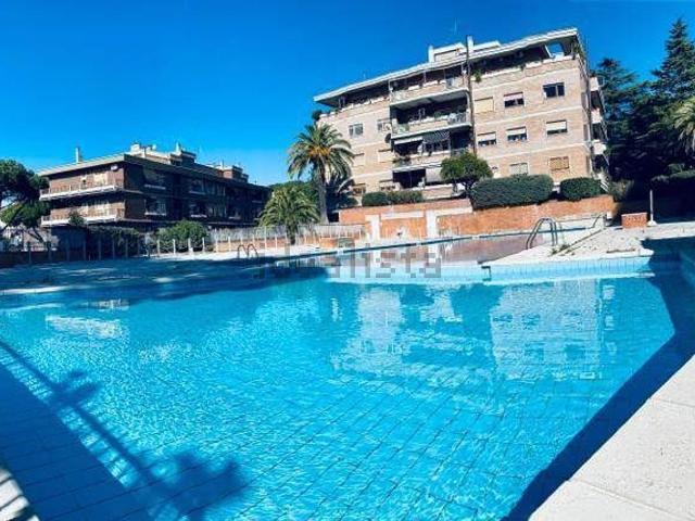 Appartamento in vendita di 166 m² in Via Angiolo Cabrini