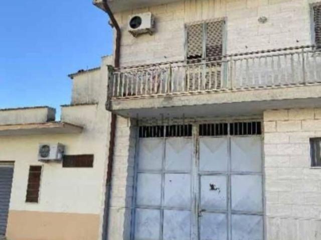 Appartamento in vendita di 166 m² in Via dei Mille