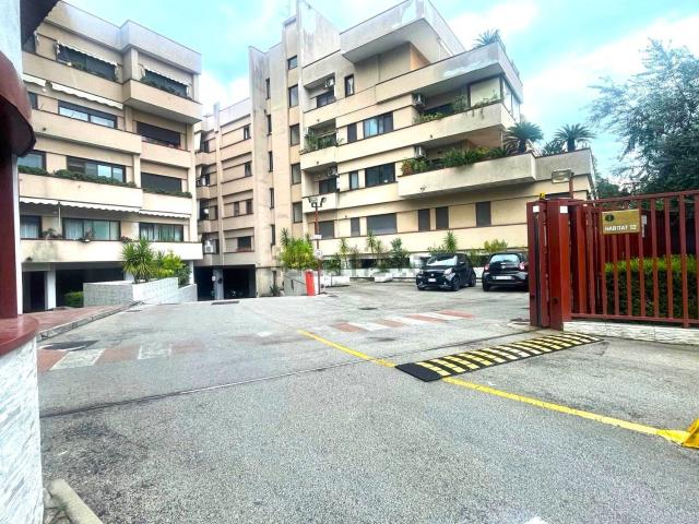 Appartamento in vendita di 166 m² in Via Francesco Marchesiello