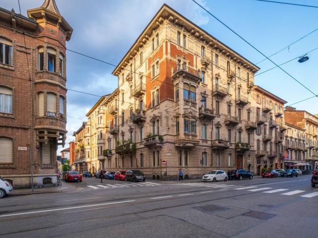 Appartamento in vendita di 166 m² in Via Luigi Cibrario, 54