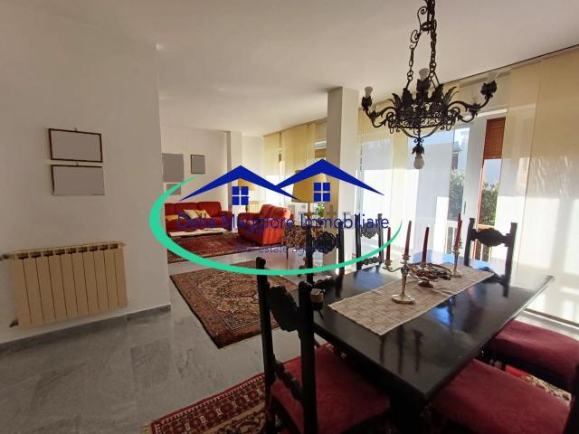 Appartamento in vendita di 166 m² in Via Montebello