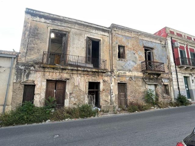 Appartamento in vendita di 166 m² in Via Nazionale Pentimele