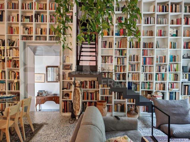 Appartamento in vendita di 166 m² in Via San Salvatore, 74