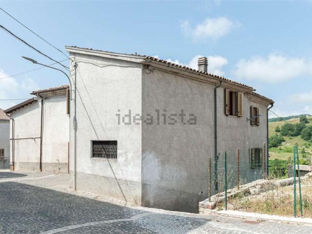 Appartamento in vendita di 166 m² in Via Pace, 49