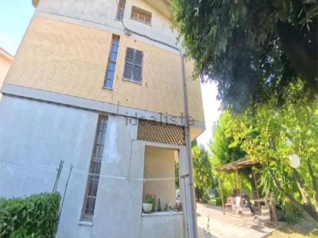 Appartamento in vendita di 166 m² in Via V. Pagani, 13