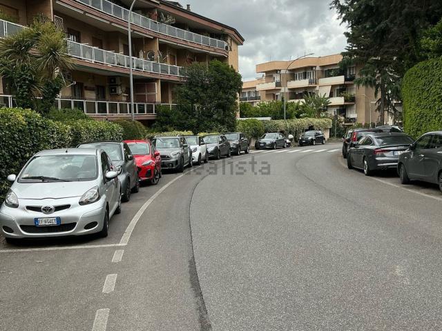 Appartamento in vendita di 166 m² in Via Vincenzo Ussani