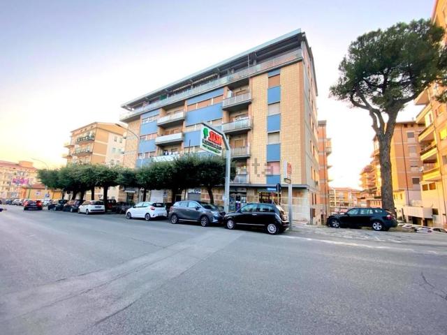 Appartamento in vendita di 166 m² in Viale XXIV Maggio
