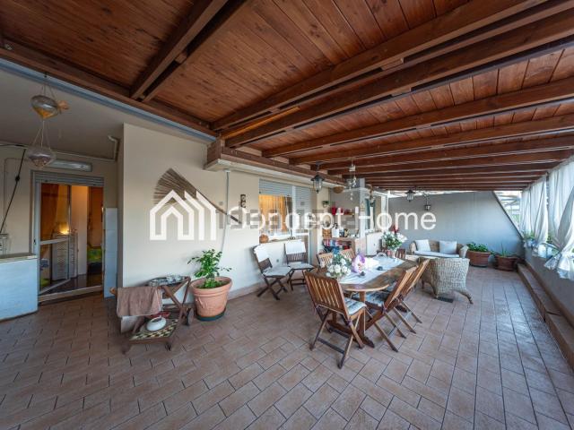 Appartamento in vendita di 166 m² in Viale Aldo Ballarin