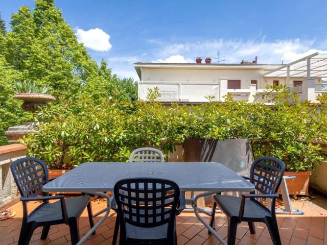 Appartamento in vendita di 166 m² in Viale del Poggio Imperiale