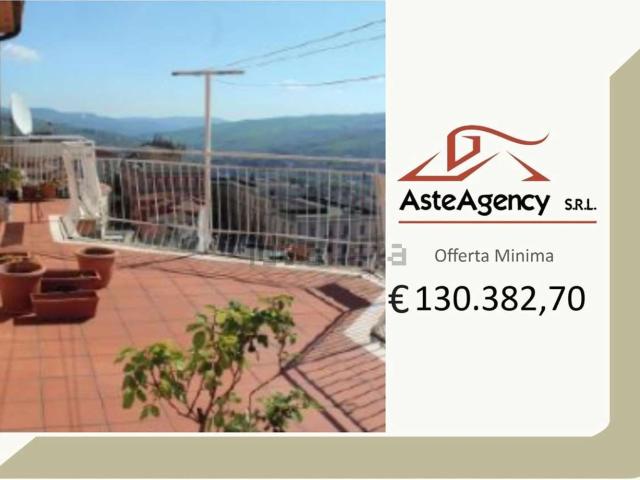 Appartamento in vendita di 166 m² in Vico Corrado, 14