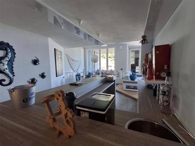 Appartamento in vendita di 166 m² in Piazza degli Ulivi