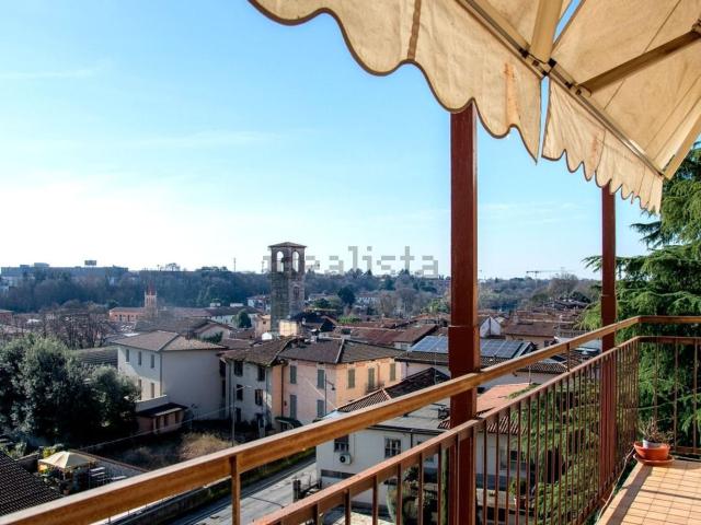 Appartamento in vendita di 166 m² in Salita San Pietro, 8