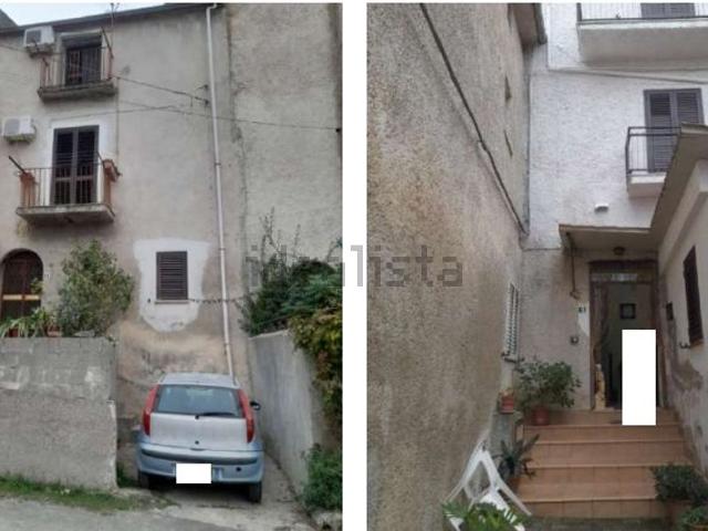 Appartamento in vendita di 167 m² in Via Costa