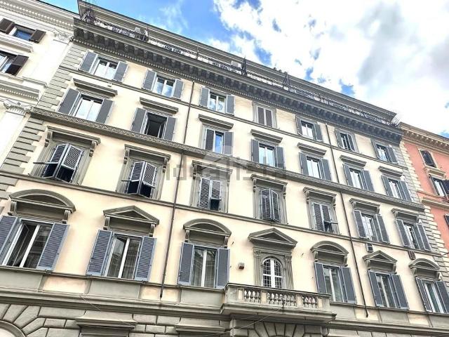 Appartamento in vendita di 167 m² in Via Castelfidardo