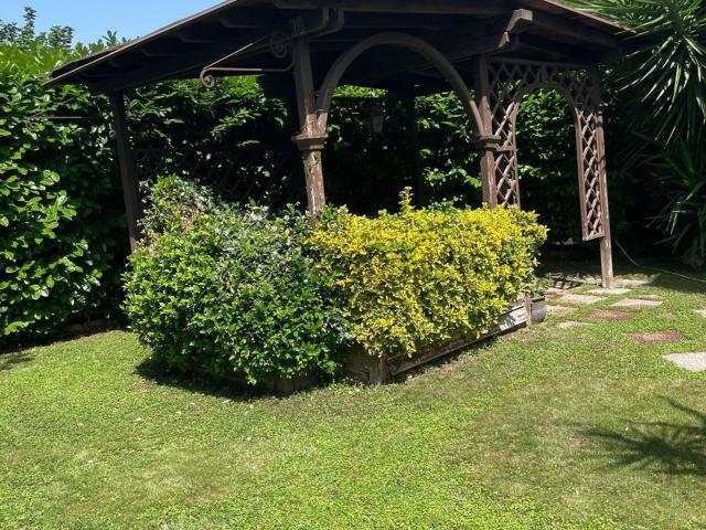 Appartamento in vendita di 167 m² in Via Andrea Millevoi, 801