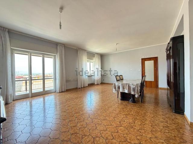 Appartamento in vendita di 167 m² in Via Aleardi, 7