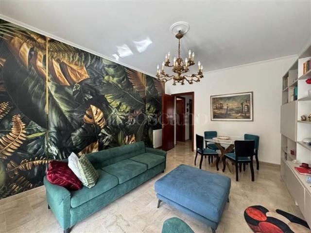 Appartamento in vendita di 167 m² in Via Alessandro Telesino