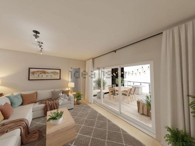 Appartamento in vendita di 167 m² in Via Giovanni Pascoli, 1