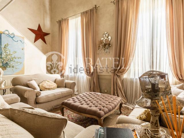 Appartamento in vendita di 167 m² in Via della Spada, 23