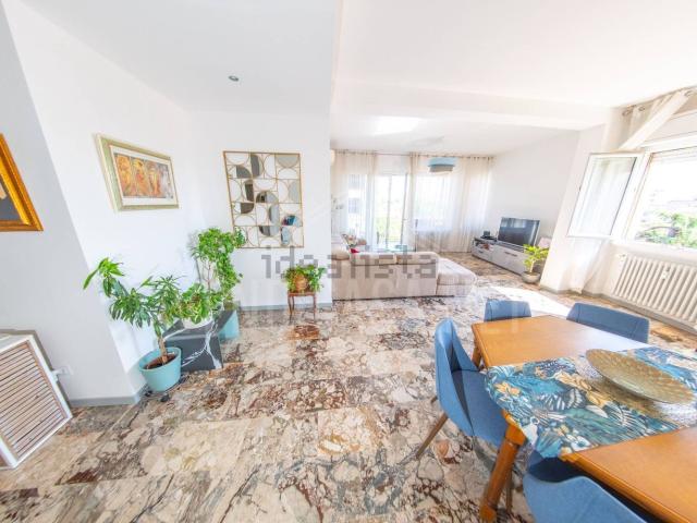 Appartamento in vendita di 167 m² in Via Faustino Malaguti, 1