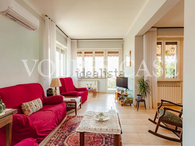 Appartamento in vendita di 167 m² in Via Filippo de Grenet