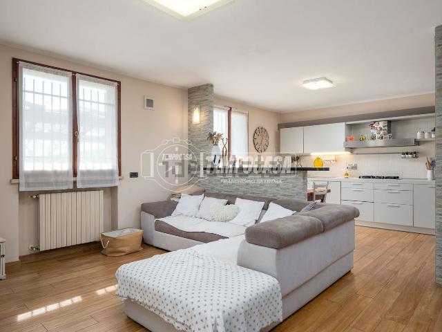 Appartamento in vendita di 167 m² in Via Francesco Borromini
