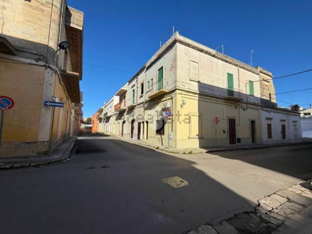 Appartamento in vendita di 167 m² in Via Leonardo Da Vinci, 21