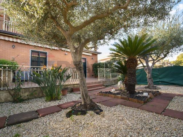 Appartamento in vendita di 167 m² in Via Livorno, 147