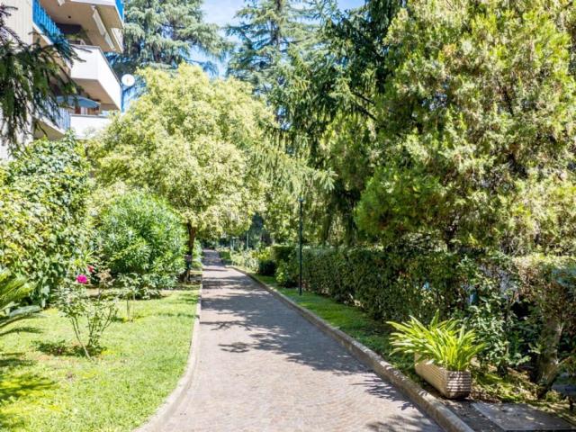 Appartamento in vendita di 167 m² in Via Monte Pollino