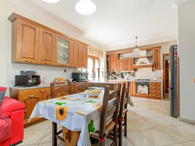 Appartamento in vendita di 167 m² in Via Nomentana, 60