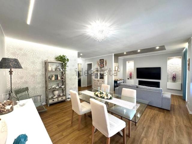Appartamento in vendita di 167 m² in Via Natale Gallino, 34