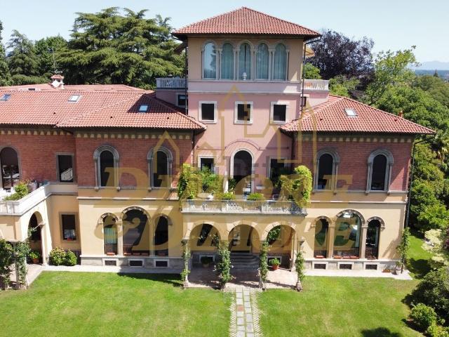Appartamento in vendita di 167 m² in Via Solferino, 10