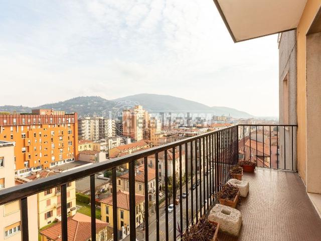 Appartamento in vendita di 167 m² in Via Solferino, 20