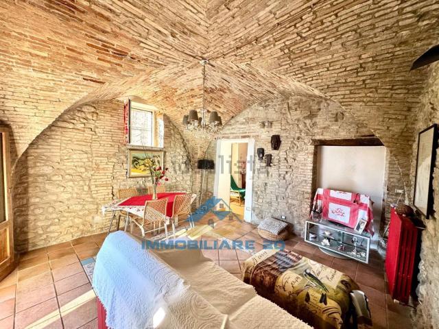 Appartamento in vendita di 167 m² in Via Torre Bruciata, 16