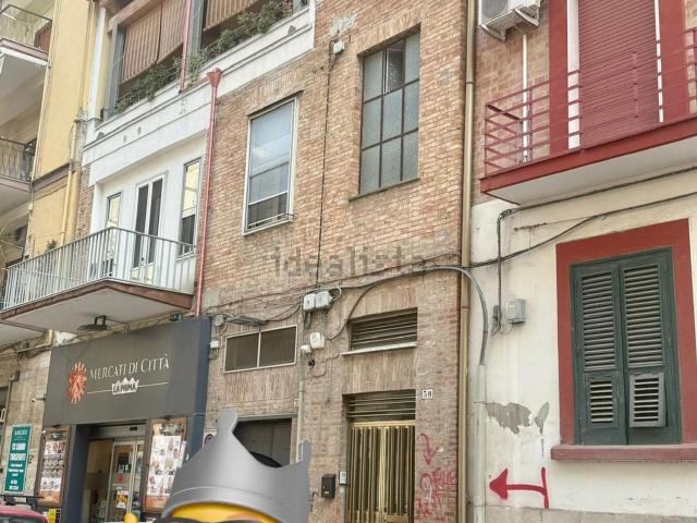 Appartamento in vendita di 167 m² in Via Taranto, 30