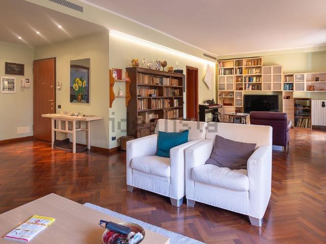 Appartamento in vendita di 167 m² in Via Veneto, 13
