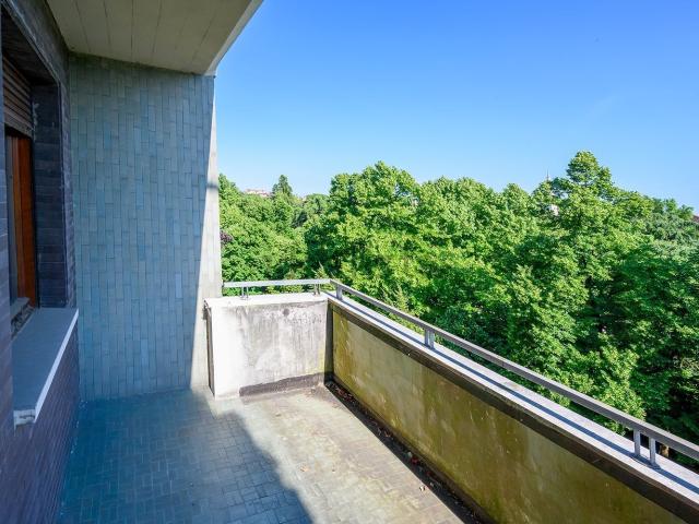 Appartamento in vendita di 167 m² in Viale L. A. Muratori, 187