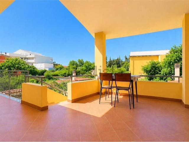 Appartamento in vendita di 168 m² in Via Cagliari