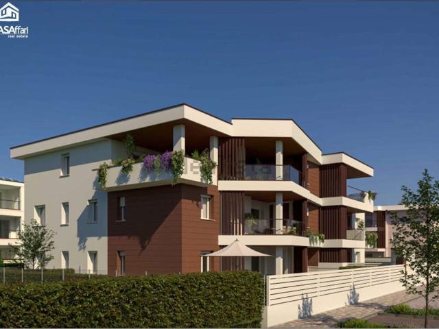 Appartamento in vendita di 168 m² in Via Alberti