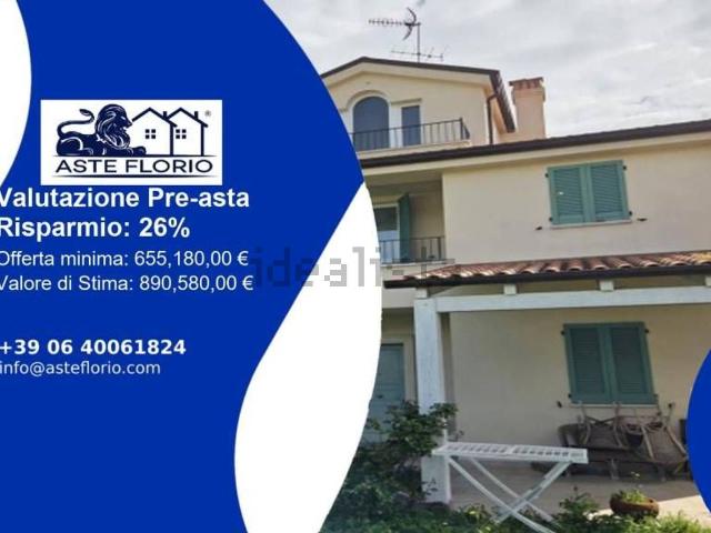 Appartamento in vendita di 168 m² in Via Gino Nibbi