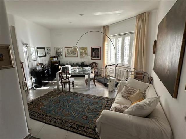 Appartamento in vendita di 168 m² in Via Giovanni Bovio