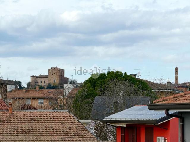 Appartamento in vendita di 168 m² in Via Giovanni Pascoli, 14