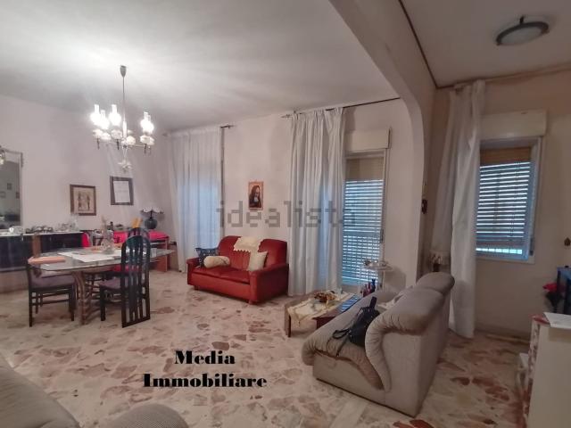 Appartamento in vendita di 168 m² in Via Grotta Santa, 183