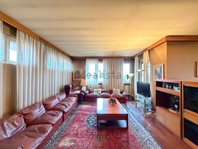 Appartamento in vendita di 168 m² in Via dei Chiosi, 2