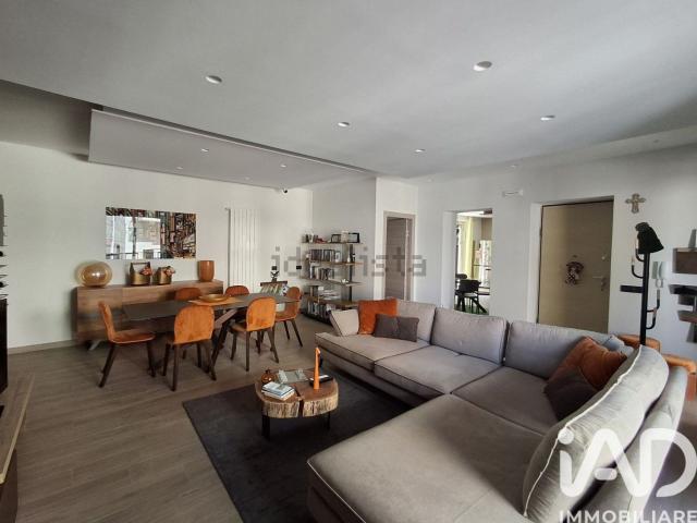 Appartamento in vendita di 168 m² in Via Maio Mariano, 161