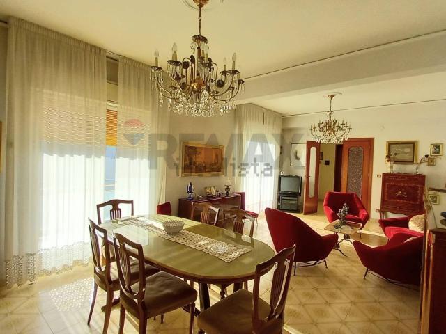 Appartamento in vendita di 168 m² in Via San Lorenzo, 273