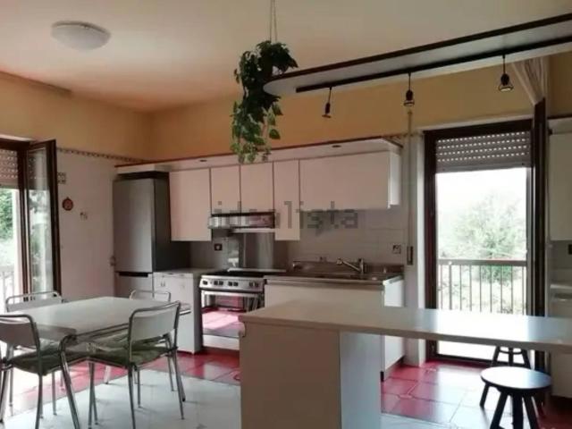 Appartamento in vendita di 168 m² in Via Pratelle Sant&apos Antonio